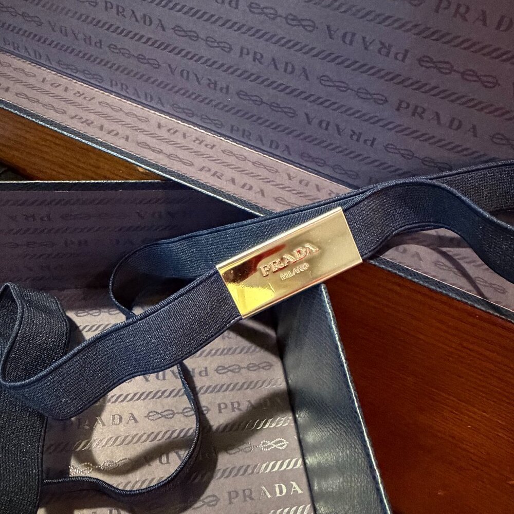 Prada Set of 3 Clothing Gift Boxes – Luxury Collector Set with Logo Ribbon - Picture 9 of 9